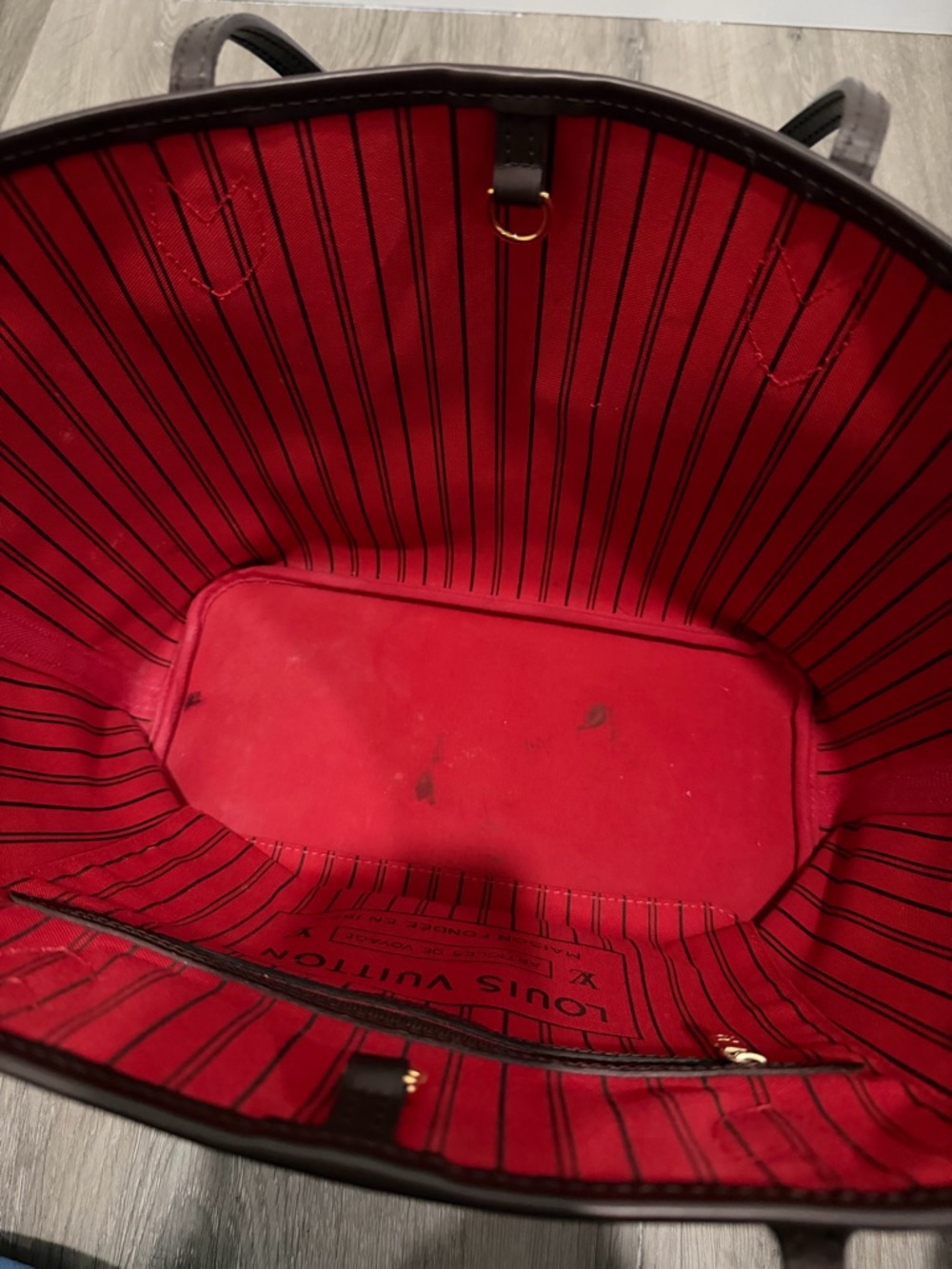 Louis Vuitton neverfull mm purse - Picture 10 of 12